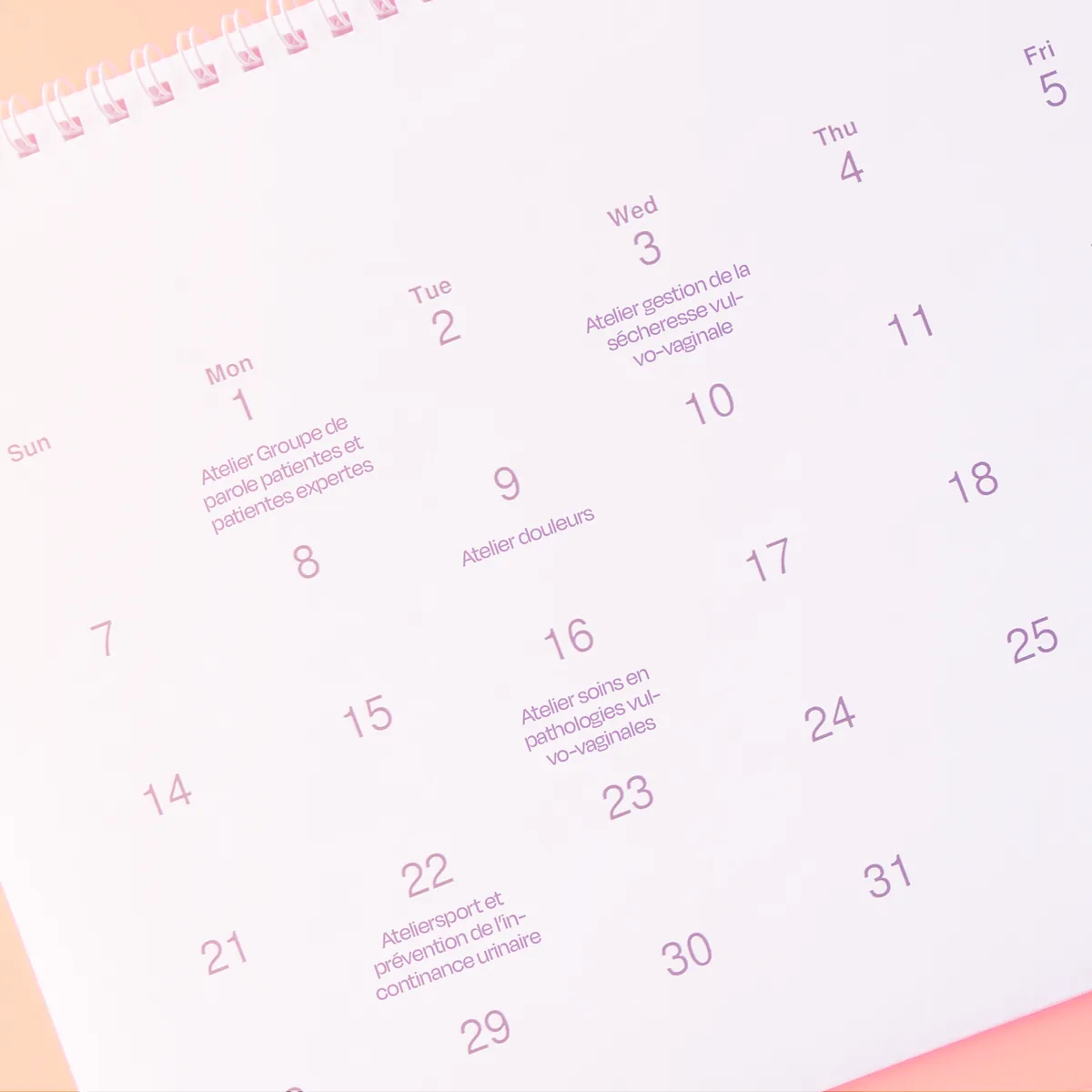 Calendrier mensuel des ateliers : groupe de parole patientes et patientes expertes, gestion de la sécheresse vulvo-vaginale, douleurs, soins en pathologies vulvo-vaginales, sport et prévention de l’incontinence urinaire
